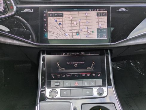 Used 2021 Audi Q8 Premium Plus w/ Premium Plus Package image 11