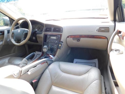 Used 2006 Volvo XC70 image 26