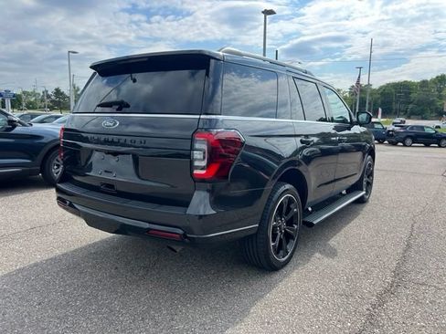 Certified 2023 Ford Expedition Limited AWD/4WD image 4