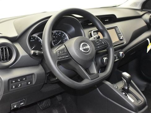 Certified 2025 Nissan Kicks Play S FWD image 13