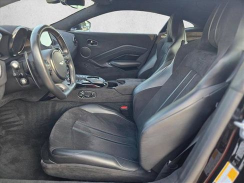Used 2019 Aston Martin V8 Vantage Coupe RWD image 13
