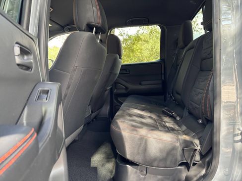 Used 2026 Nissan Frontier PRO-4X AWD/4WD image 25