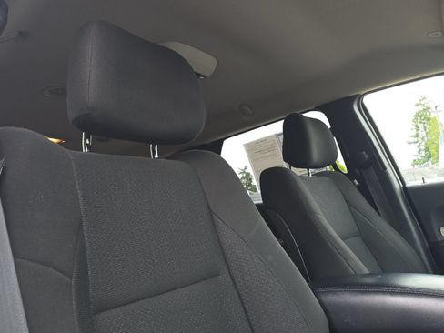 Used 2017 Dodge Durango SXT w/ 3rd Row Seating Group AWD/4WD image 18