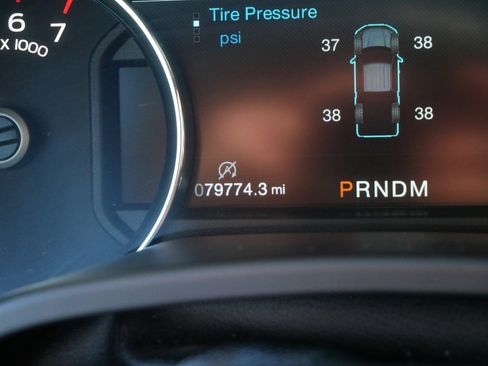 Used 2020 Ford F150 Lariat w/ Equipment Group 502A Luxury AWD/4WD image 24