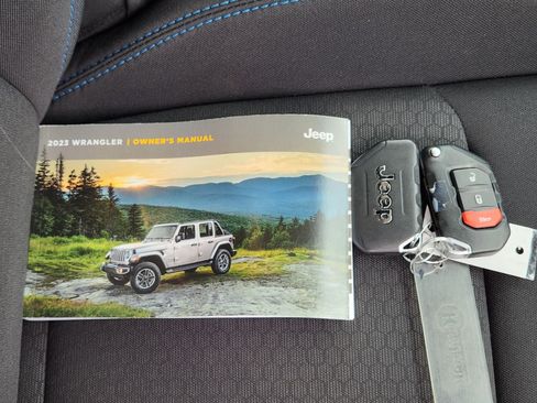 Used 2023 Jeep Wrangler Unlimited Rubicon 4xe AWD/4WD image 42