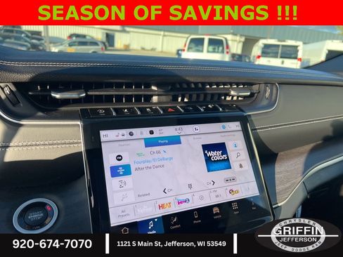 New 2025 Jeep Grand Cherokee Limited w/ Luxury Tech Group II image 23