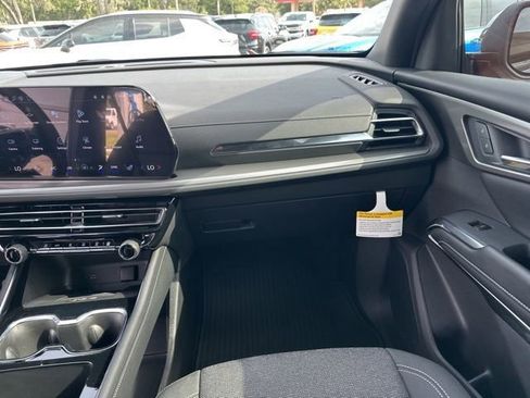 New 2026 Chevrolet Traverse LT w/ Midnight/Sport Edition image 4