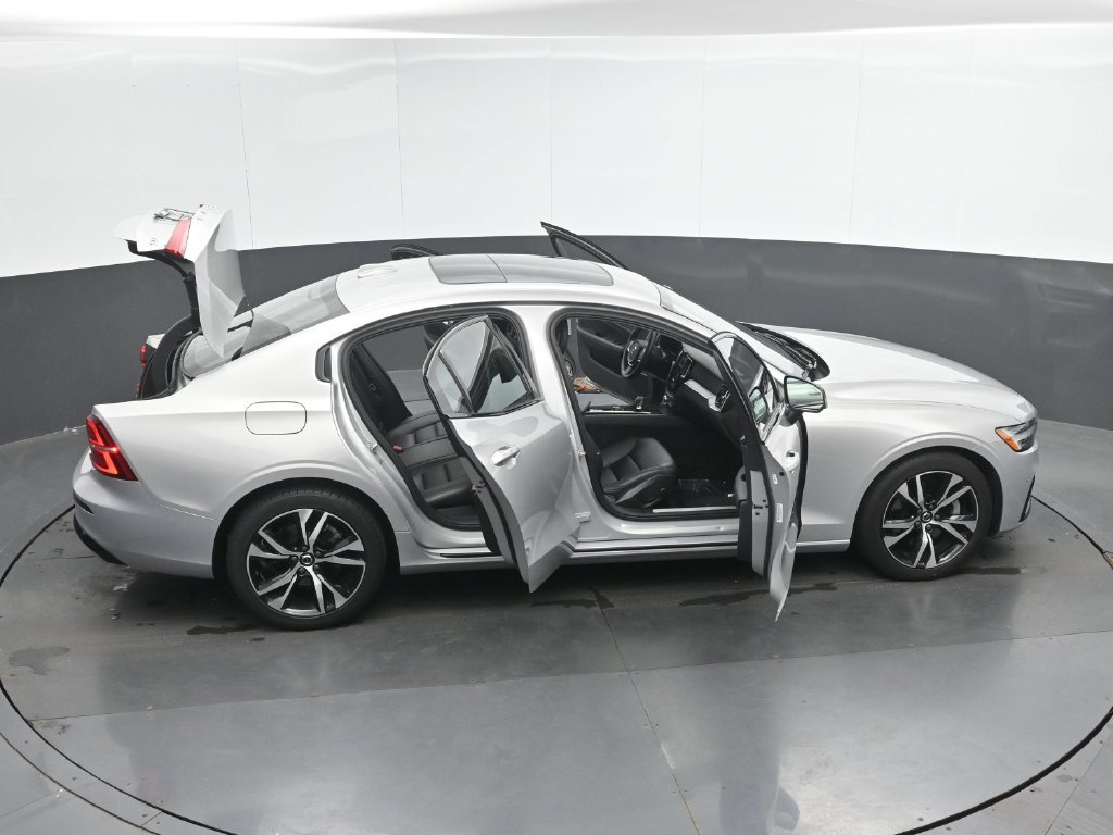 Used 2024 Volvo S60 B5 Core FWD image 49