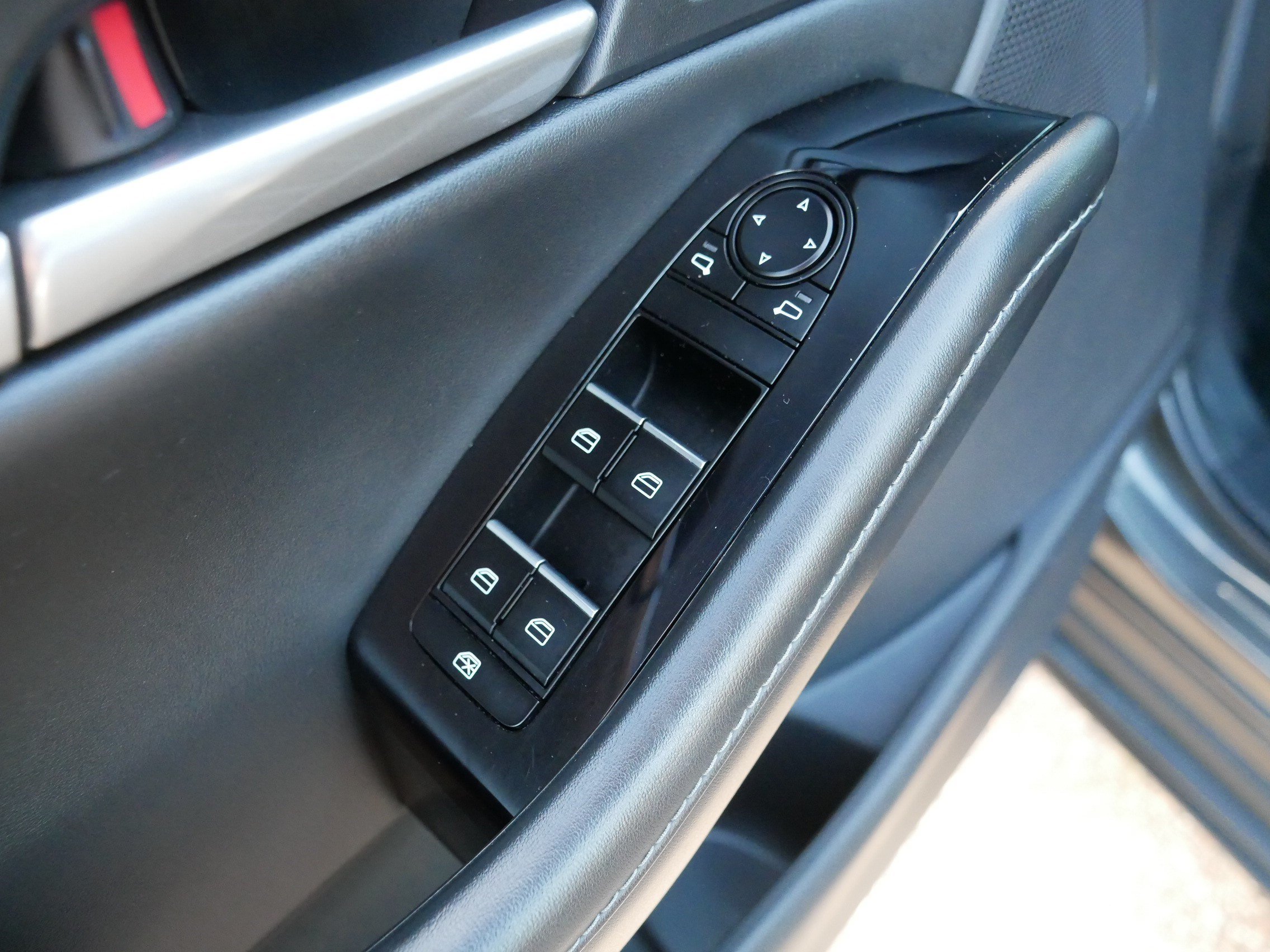 Used 2024 MAZDA CX-30 AWD 2.5 S w/ Select Sport Pkg image 19