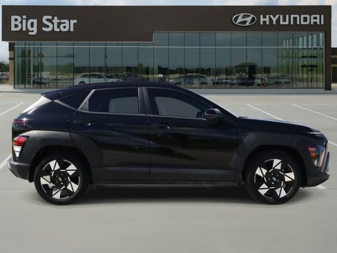 Used 2025 Hyundai Kona SEL image 5