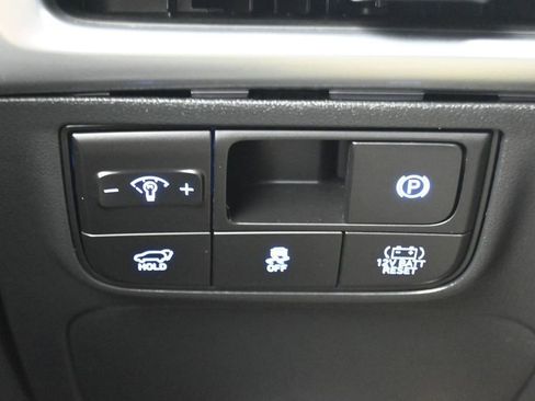 Used 2025 Hyundai Tucson Limited AWD/4WD image 15