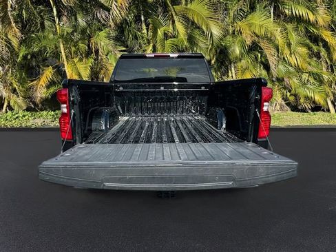 Used 2025 Chevrolet Silverado 1500 LT image 26