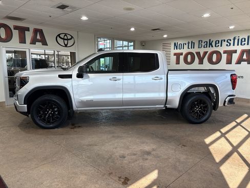 Used 2022 GMC Sierra 1500 Elevation image 7