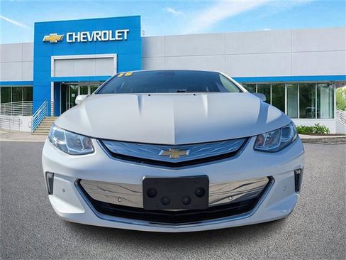 Used 2017 Chevrolet Volt Premier w/ Driver Confidence II Package image 8