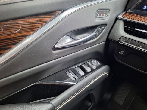 Certified 2023 Cadillac Escalade Premium Luxury image 20