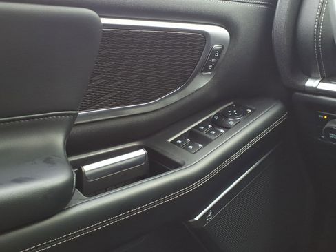 Used 2025 Ford Expedition Max Platinum w/ Stealth Performance Package image 17