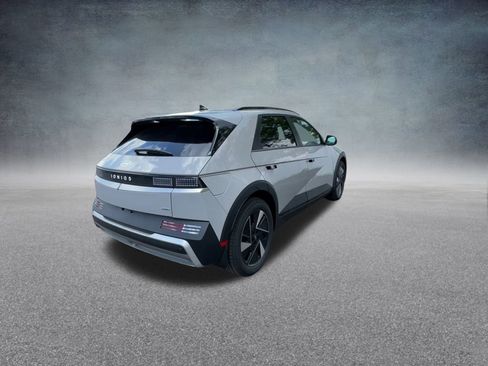 New 2025 Hyundai Ioniq 5 SEL image 21