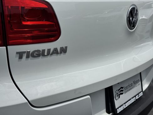 Used 2016 Volkswagen Tiguan S FWD image 16