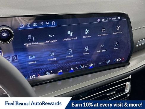 New 2026 Chevrolet Traverse LT w/ Sun and Wheel Package AWD/4WD image 9