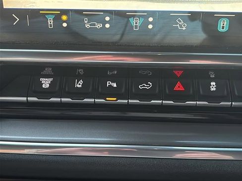 Certified 2024 Chevrolet Silverado 3500 High Country w/ High Country Premium Package image 24