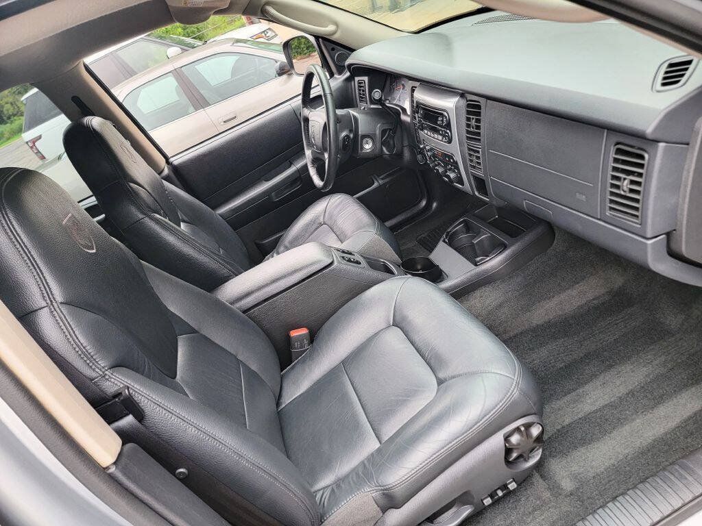 Used 2003 Dodge Durango SLT Plus AWD/4WD image 29