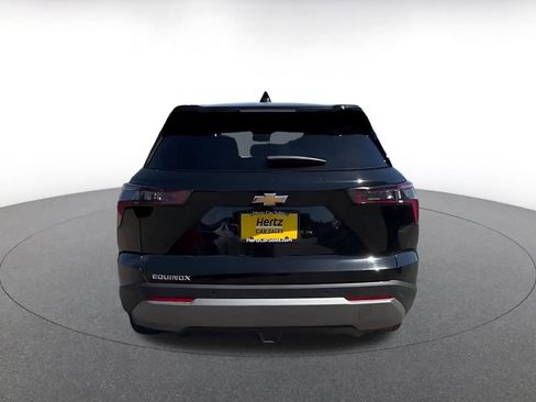 Used 2025 Chevrolet Equinox LT image 12