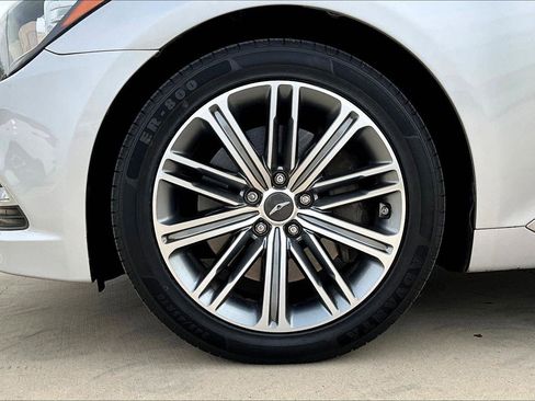 Used 2017 Genesis G80 3.8 w/ Option Group 03 image 11