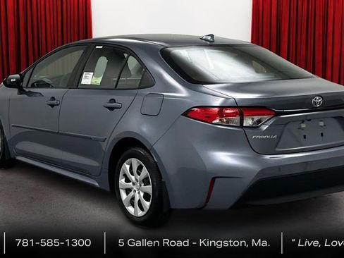 Used 2024 Toyota Corolla LE FWD image 7