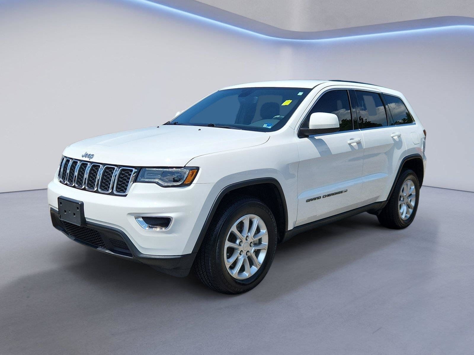 Used 2022 Jeep Grand Cherokee Laredo X AWD/4WD image 7