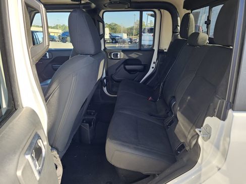 Used 2020 Jeep Gladiator Sport w/ Quick Order Package 24S image 31