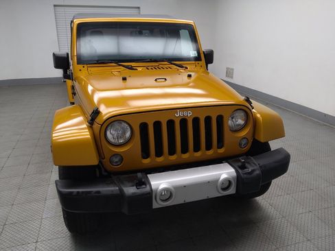 Used 2014 Jeep Wrangler Unlimited Sahara w/ Connectivity Group image 14