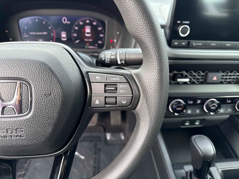 Certified 2023 Honda Accord EX image 29