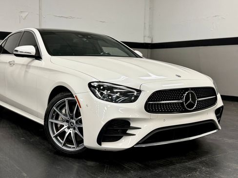 Used 2022 Mercedes-Benz E 350 Sedan image 3