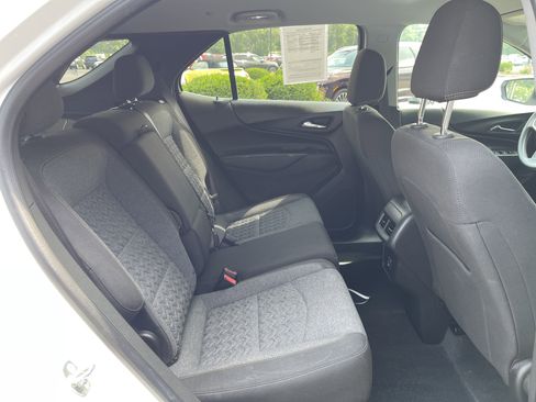 Used 2023 Chevrolet Equinox LT image 34