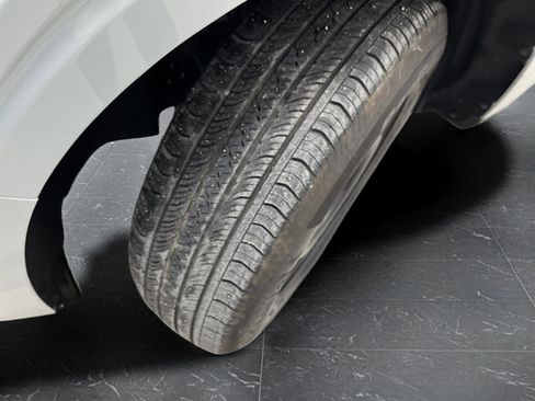 Used 2024 Ford Maverick XL image 33