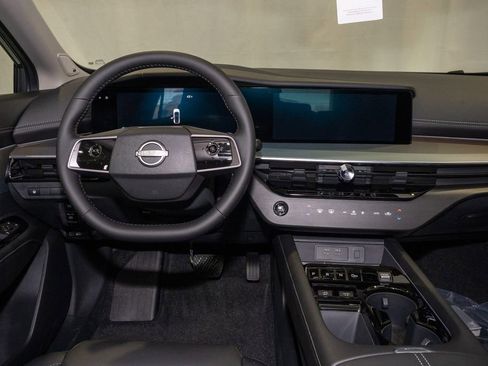 New 2026 Nissan Murano SL image 8