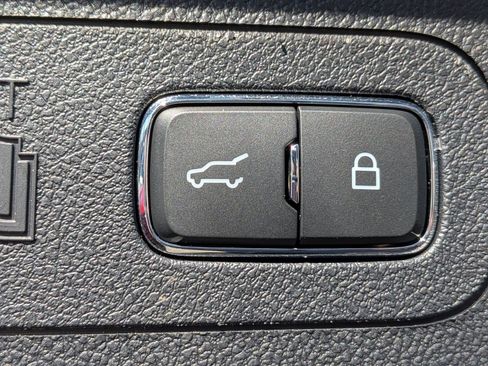 Certified 2025 Lincoln Aviator Reserve image 15