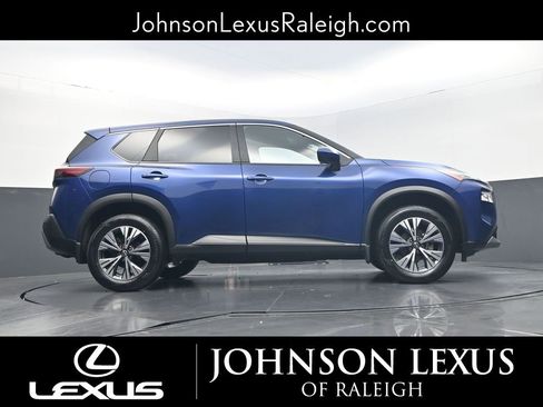 Used 2023 Nissan Rogue SV image 20