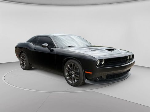 Used 2022 Dodge Challenger R/T Scat Pack w/ Plus Package RWD image 1