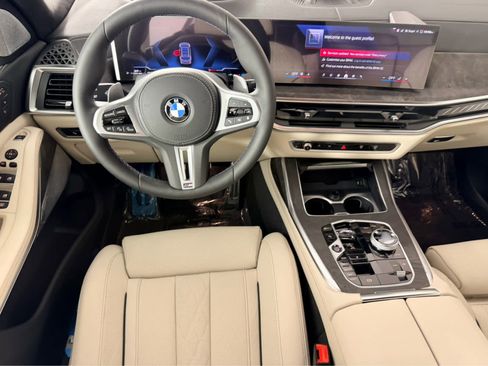 New 2026 BMW X7 M60i image 15