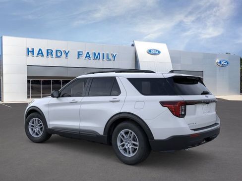 New 2026 Ford Explorer Active RWD image 4