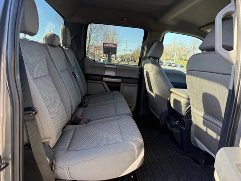Used 2022 Ford F350 XLT w/ XLT Premium Package AWD/4WD image 9