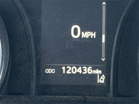 Used 2020 Toyota Camry SE image 15