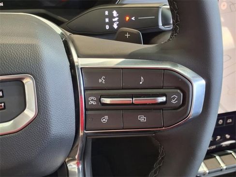 New 2026 GMC Acadia Elevation image 24