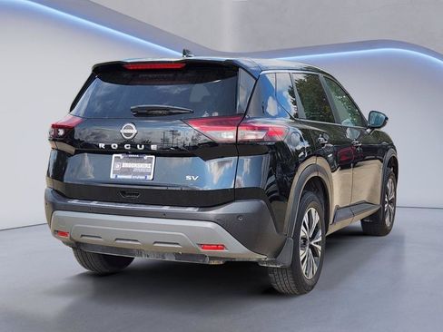 Used 2023 Nissan Rogue SV FWD image 9