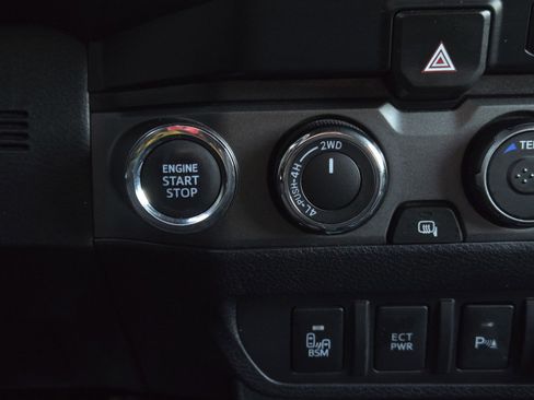 Certified 2023 Toyota Tacoma TRD Sport image 23