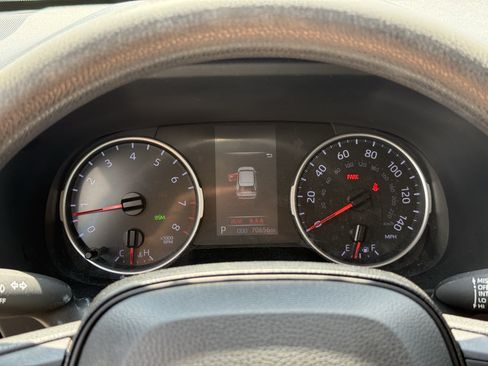 Used 2019 Toyota RAV4 XLE FWD image 18