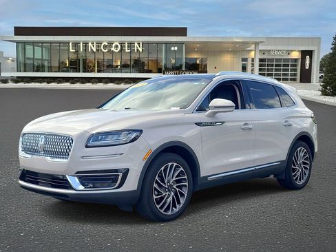 Certified 2020 Lincoln Nautilus Reserve w/ Equipment Group 201A AWD/4WD image 2