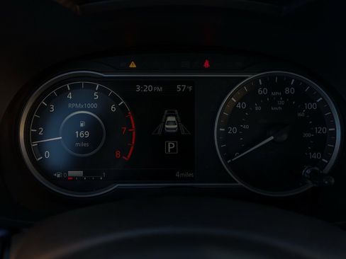 New 2025 Nissan Versa SV image 27