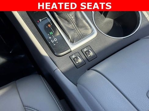 Certified 2019 Toyota Highlander XLE AWD/4WD image 20